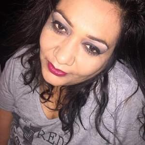 Meet your Posher, Alicia